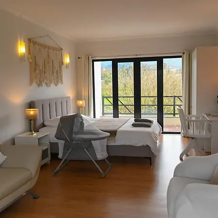 Casa de Férias Fabulous 5 Bedroom Hidden Gem Serra Da Estrela Vinho (Guarda)