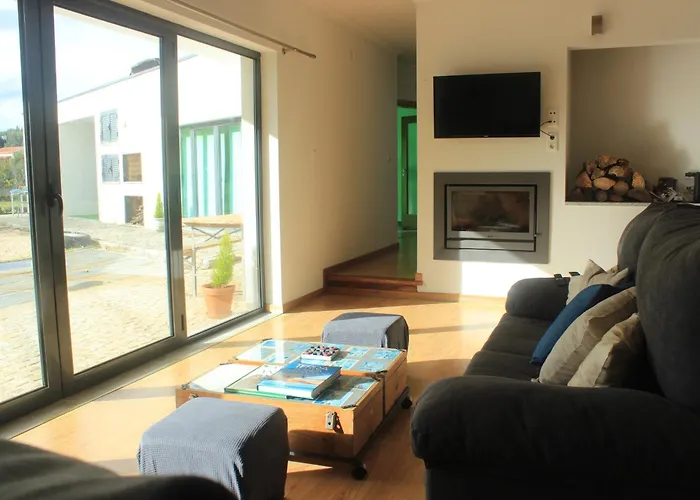 Fabulous 5 Bedroom Hidden Gem Serra Da Estrela Vinho (Guarda)