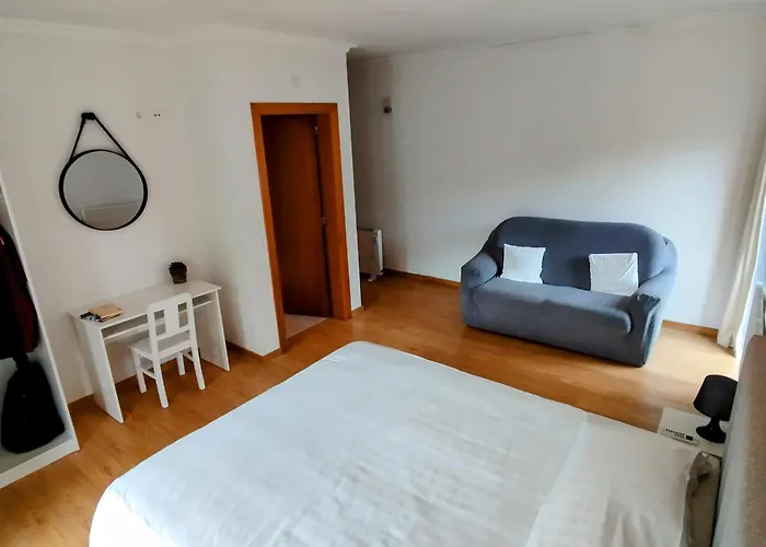 Fabulous 5 Bedroom Hidden Gem Serra Da Estrela Casa vacanze *