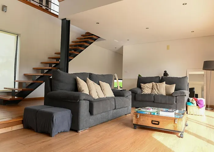 Fabulous 5 Bedroom Hidden Gem Serra Da Estrela Casa vacanze *