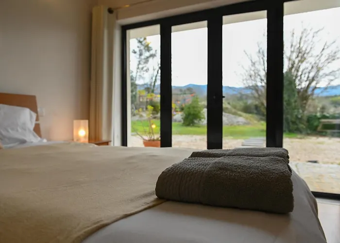 Fabulous 5 Bedroom Hidden Gem Serra Da Estrela Casa vacanze