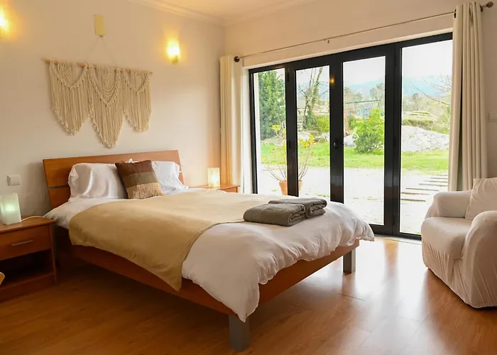 Fabulous 5 Bedroom Hidden Gem Serra Da Estrela Casa vacanze *