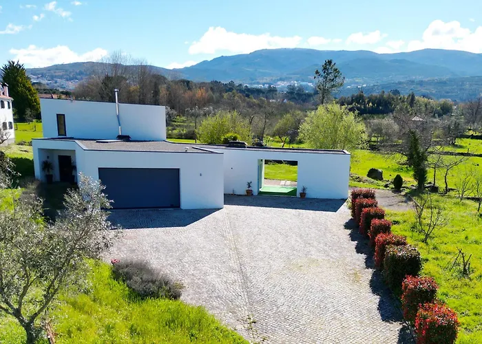 Fabulous 5 Bedroom Hidden Gem Serra Da Estrela Vinho (Guarda)